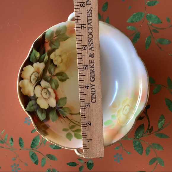 Nippon bowl, hand-painted, 7” in diameter, lovely floral pattern. Vintage. - Picture 9 of 10